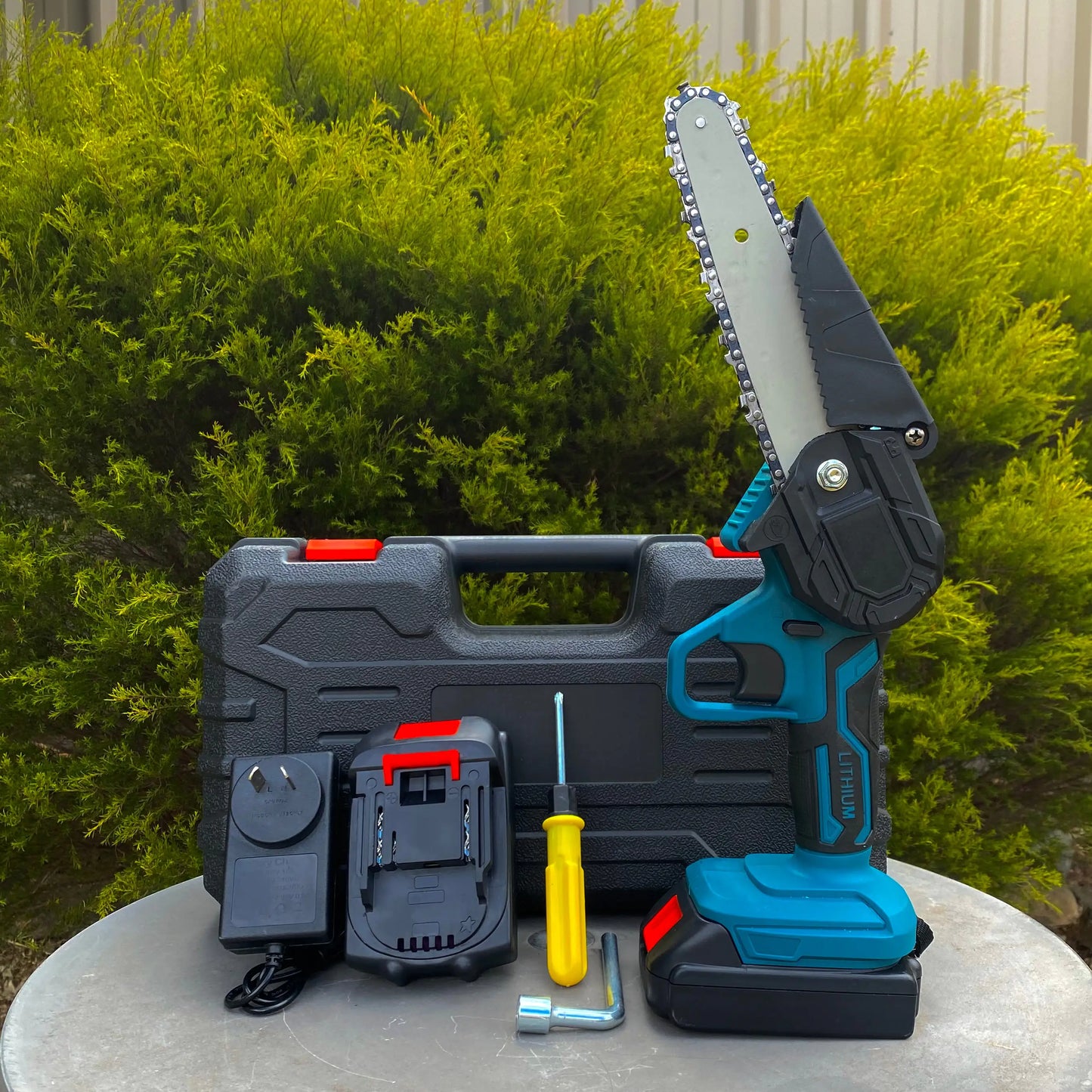 Rechargeable Cordless Chainsaw